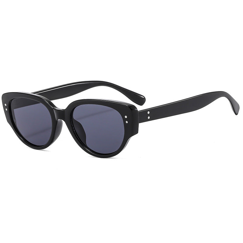 Thick Rim Cat Eye Retro Sunglasses