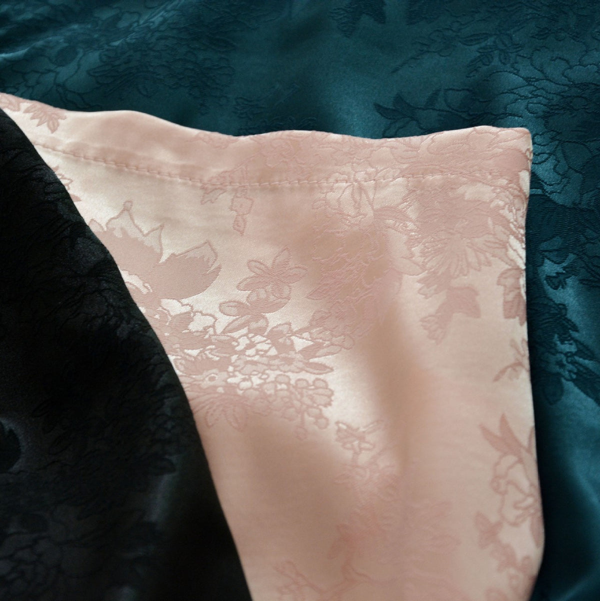 Floral Jacquard Satin Split Mini Skirt - Pink - 2