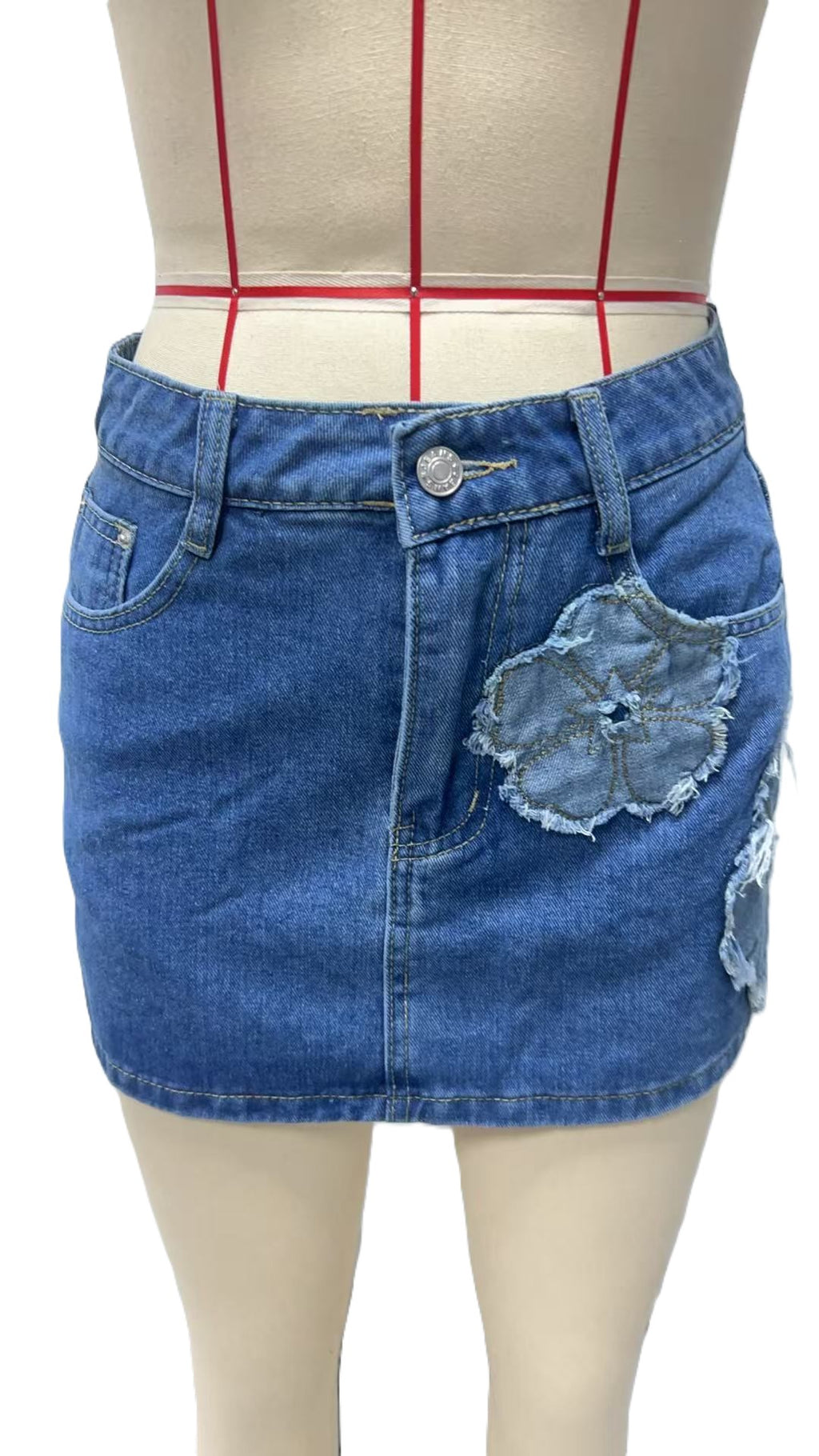 Floral Applique Low Rise Denim Mini Skirt - Blue