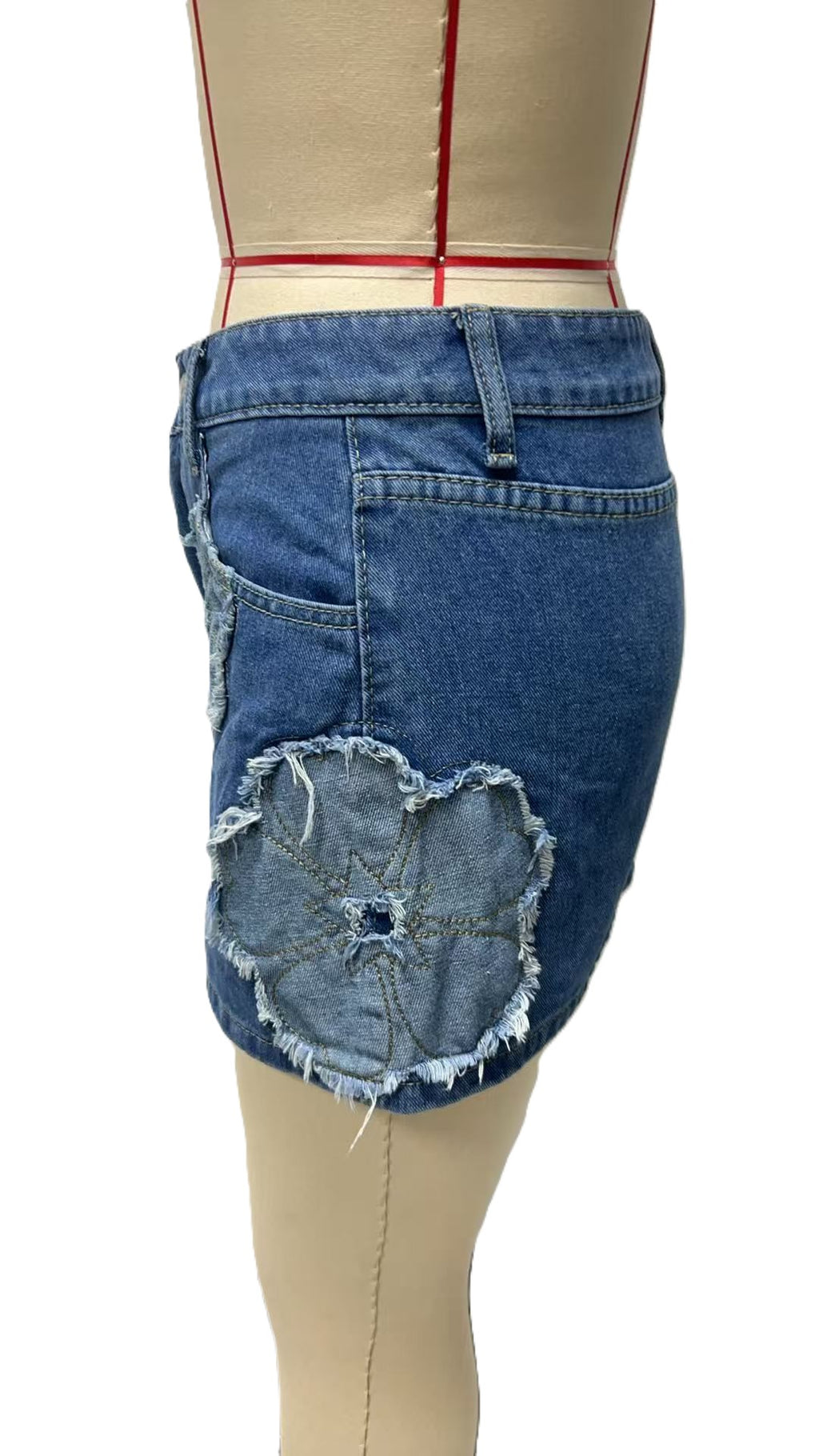 Floral Applique Low Rise Denim Mini Skirt - Blue - 2