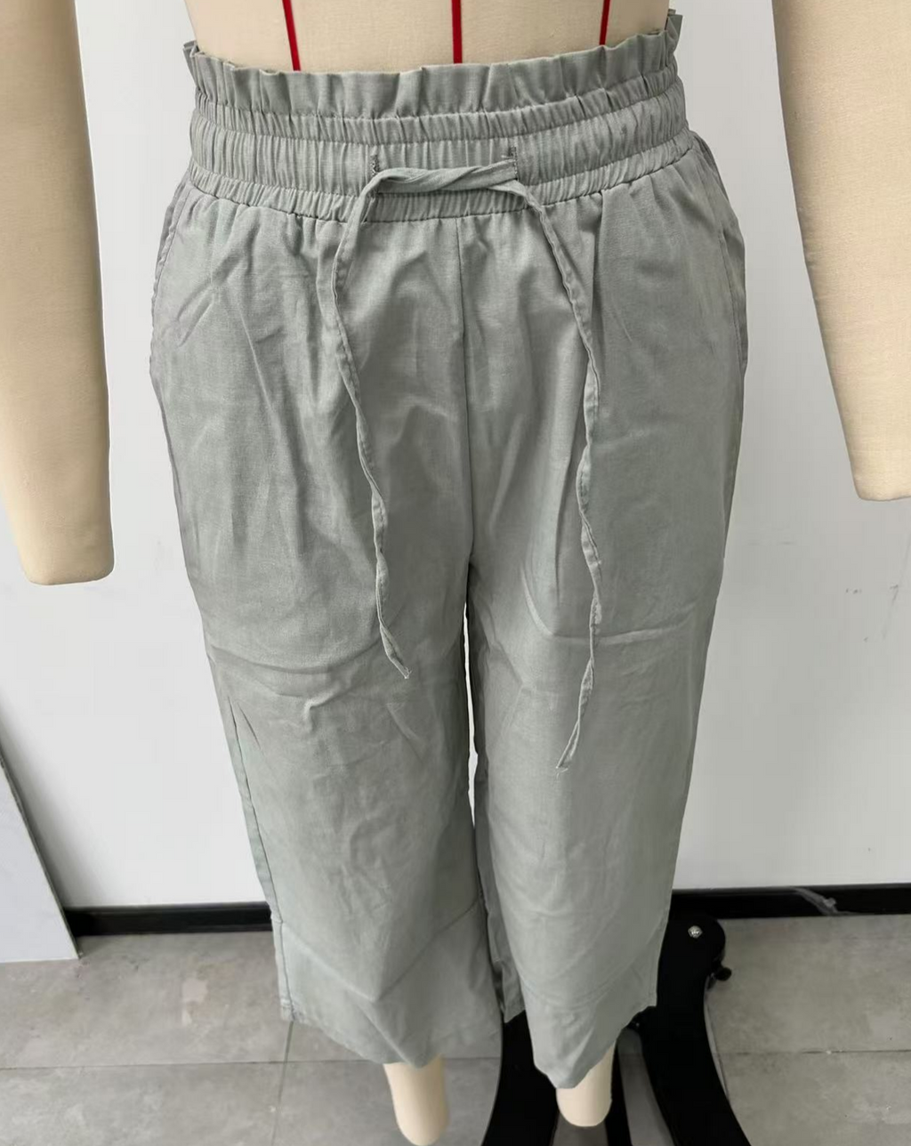 Paperbag Waist Cropped Culotte Pants - Gray