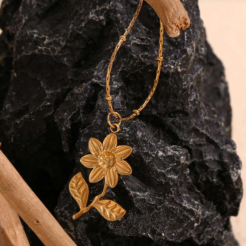 Vintage Wildflower Stem Pendant Necklace - Gold - 5