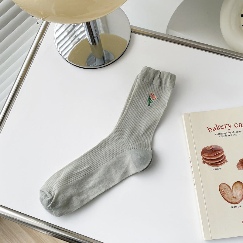 Embroidered Floral Ribbed Crew Socks - Grey