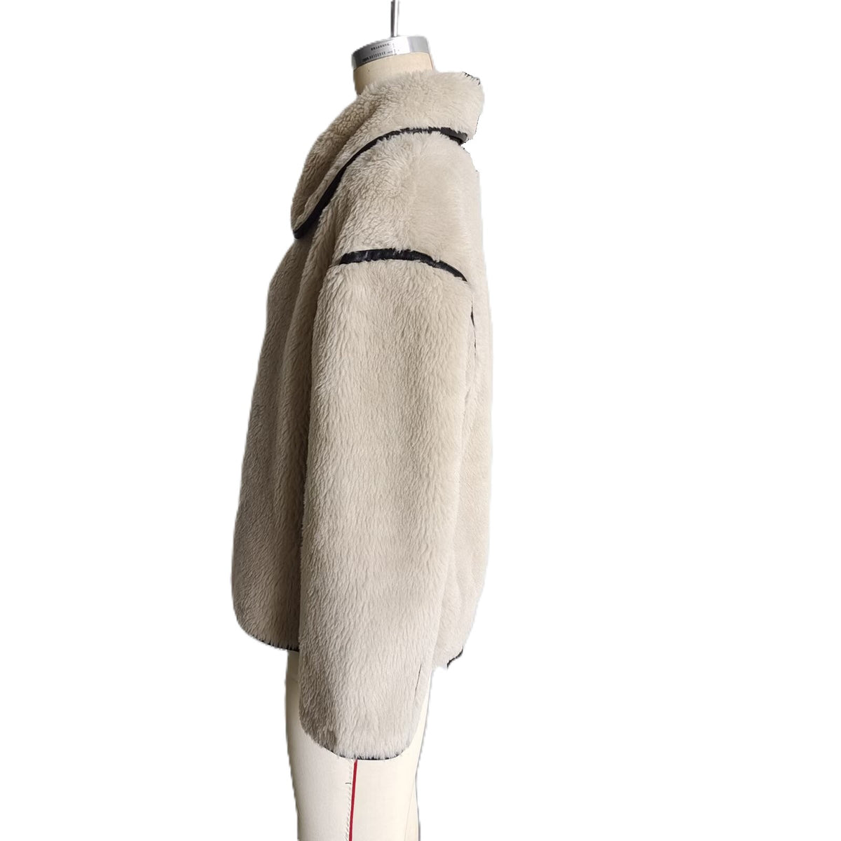 Faux Fur Contrast Piped Short Coat - Apricot - 4