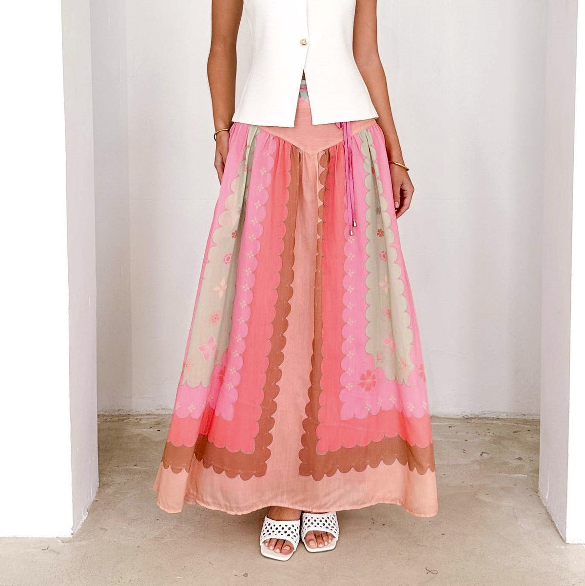 Scalloped Border Print Boho Maxi Skirt