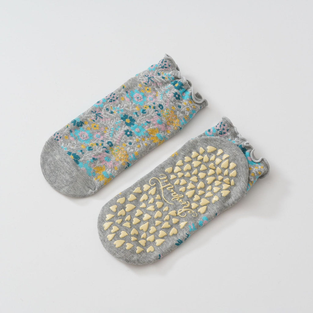 Ditsy Floral Grip Socks With Ruffle Cuff - Grey