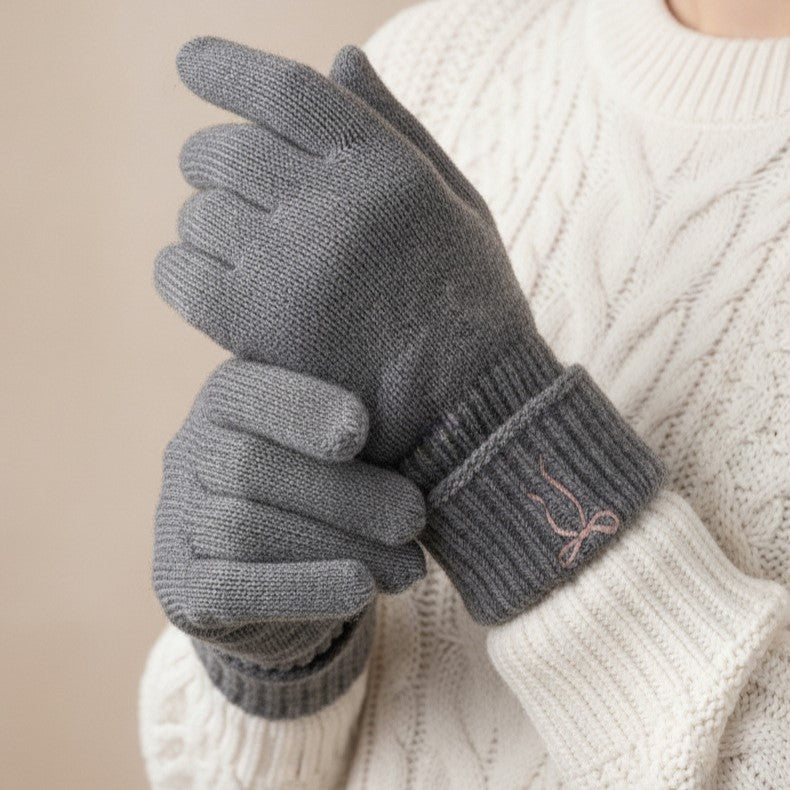 Embroidered Bow Ribbed Cuff Knit Gloves - Grey