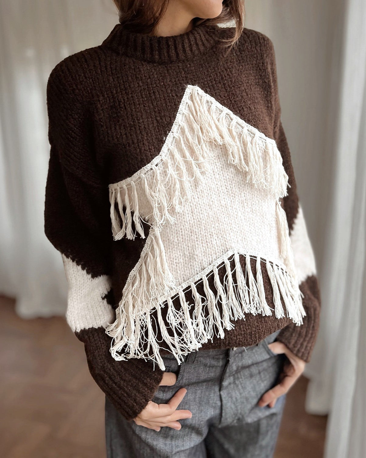Fringed Star Knit Sweater with Contrast Sleeves - Brown - 4