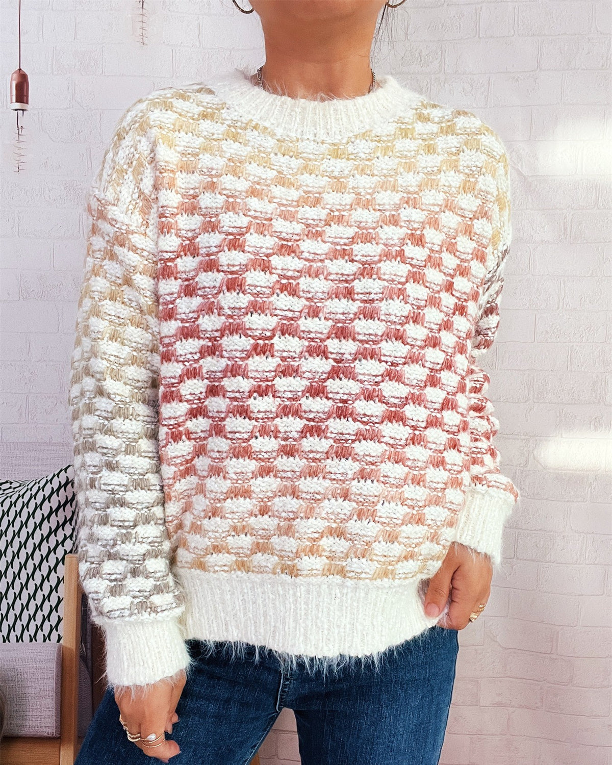 Gradient Fish Scale Knit Crewneck Sweater - Yellow