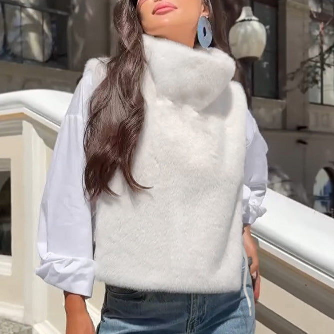 Plush Faux Fur Funnel Neck Cropped Vest - White