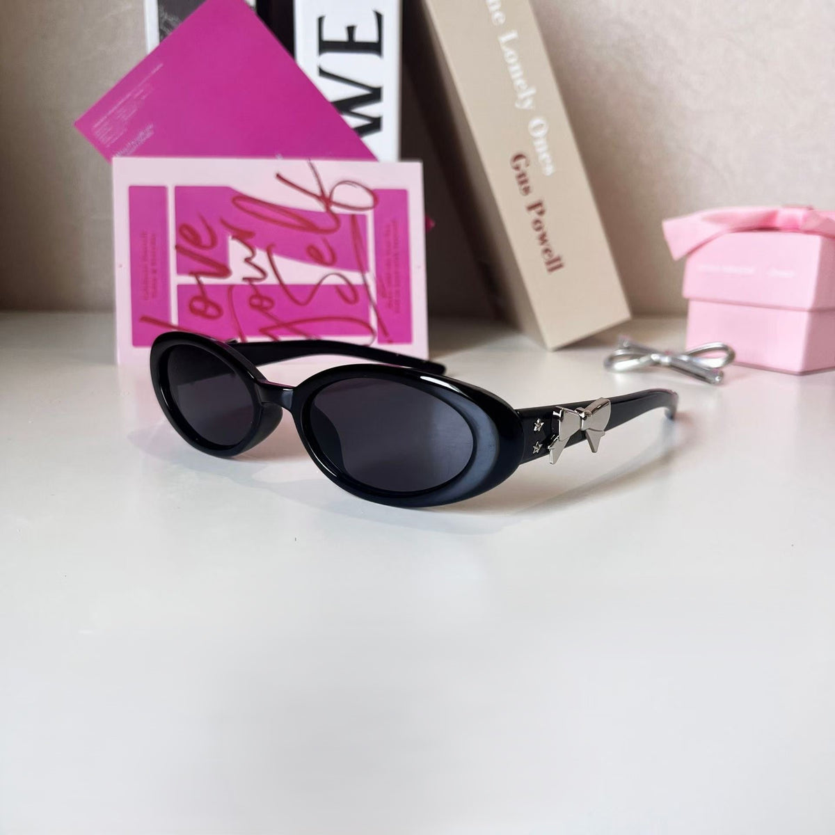 Ribbon Bow Detail Retro Oval Sunglasses - Black