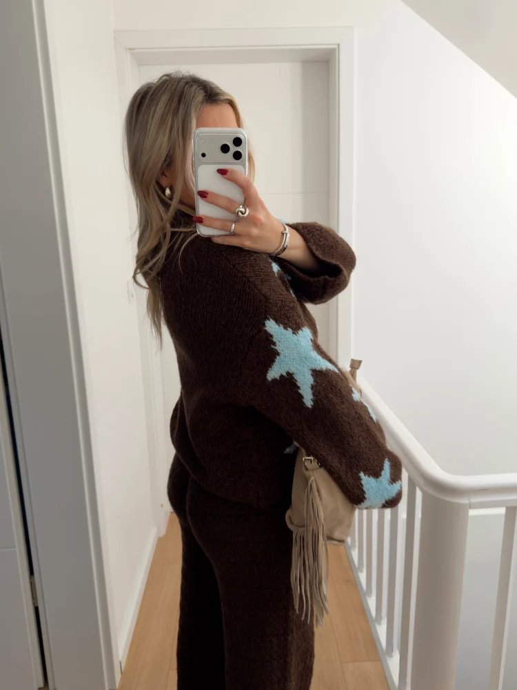 Fuzzy Star Motif Hooded Knit Pullover - Coffee - 4