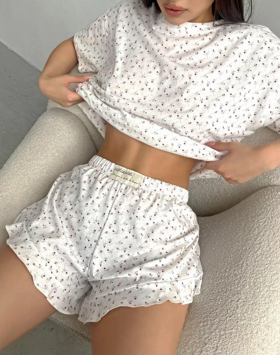 Ditsy Floral Ruffle Tee and Shorts Set - White