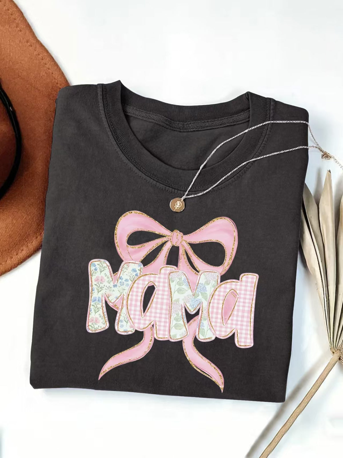Mama Bow Letter Graphic T-Shirt - Black