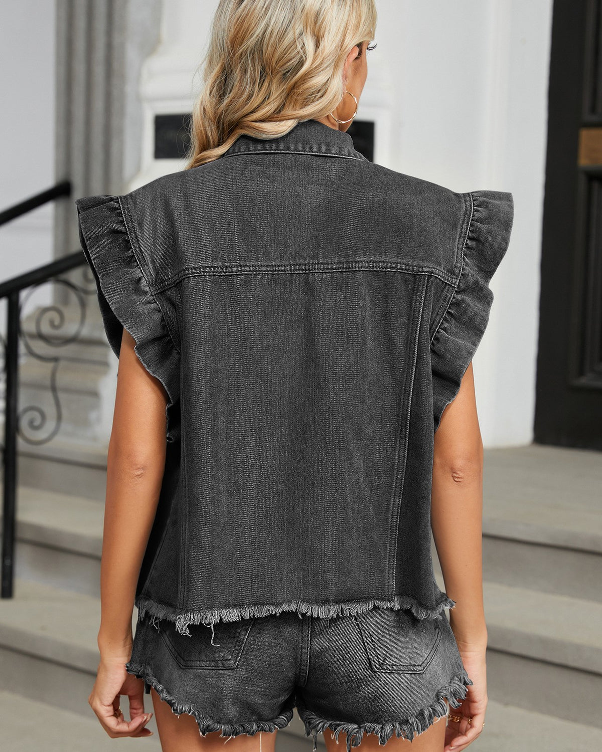 Ruffle Shoulder Frayed Hem Denim Vest - charcoal - 5