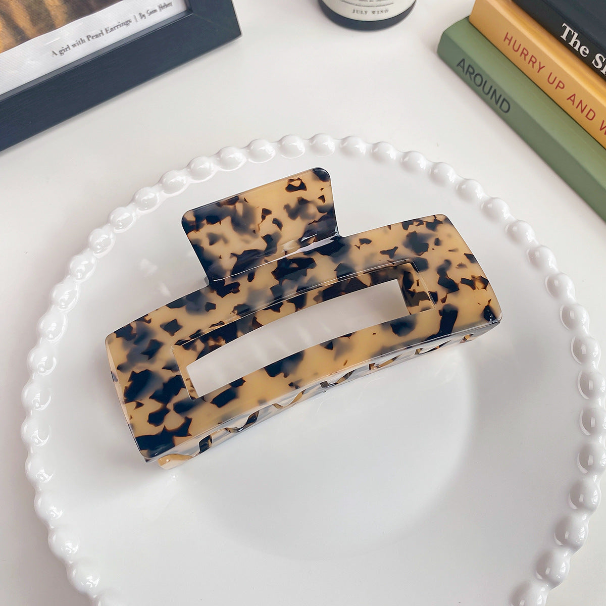 Oversized Rectangle Acetate Claw Clip - Beige
