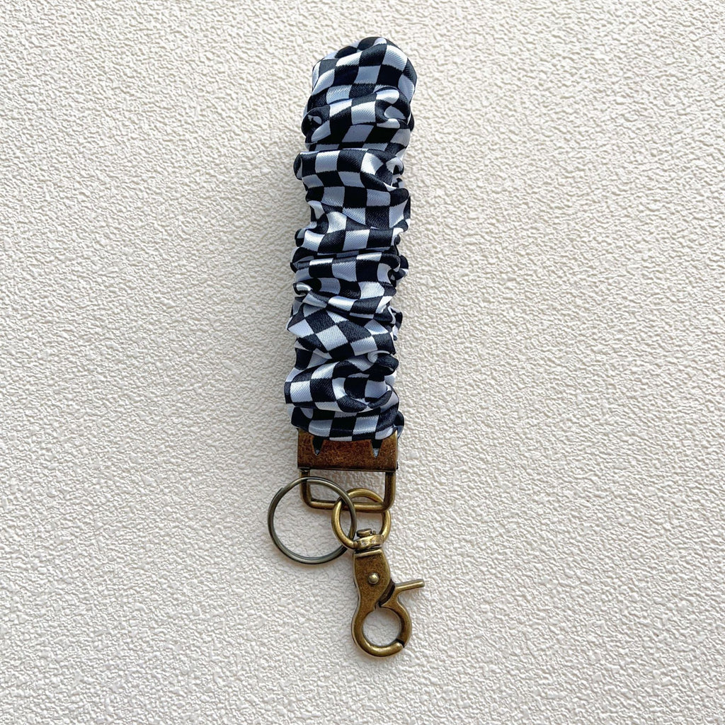 Gingham Floral Scrunchie Wristlet Keychain - Color_2 - 1