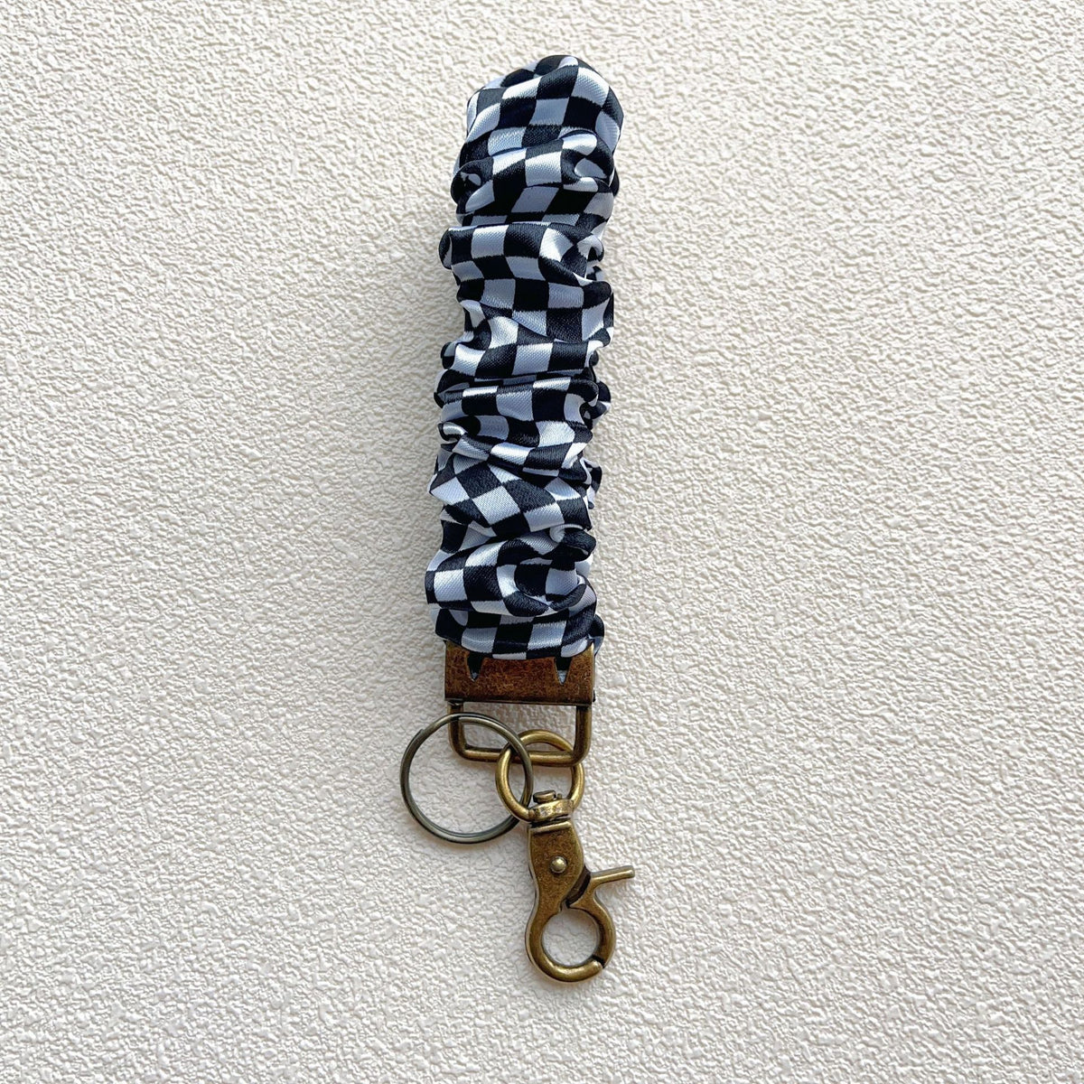 Gingham Floral Scrunchie Wristlet Keychain - Color_2 - 1