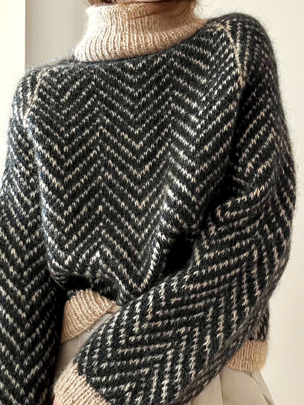 Chevron Knit Mock Neck Contrast Trim Sweater - Black - 1