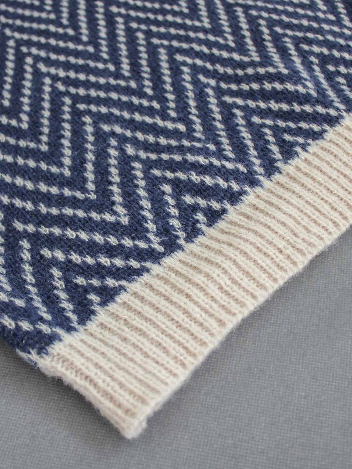 Chevron Knit Mock Neck Contrast Trim Sweater - Blue - 3