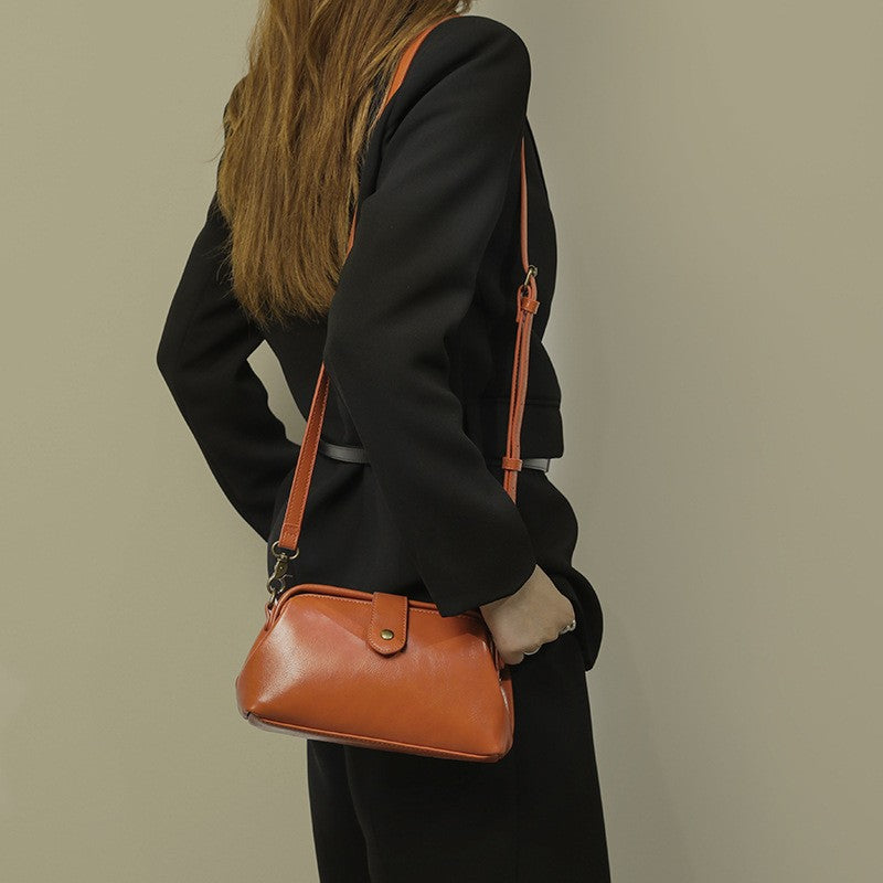 Vintage Doctor Frame Crossbody Bag