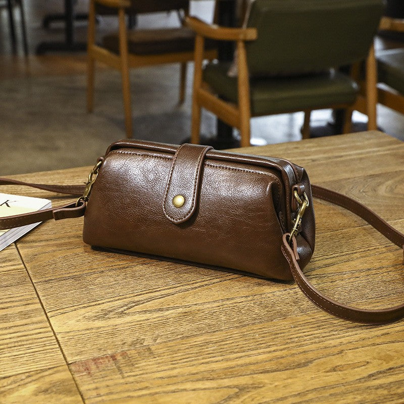 Vintage Doctor Frame Crossbody Bag