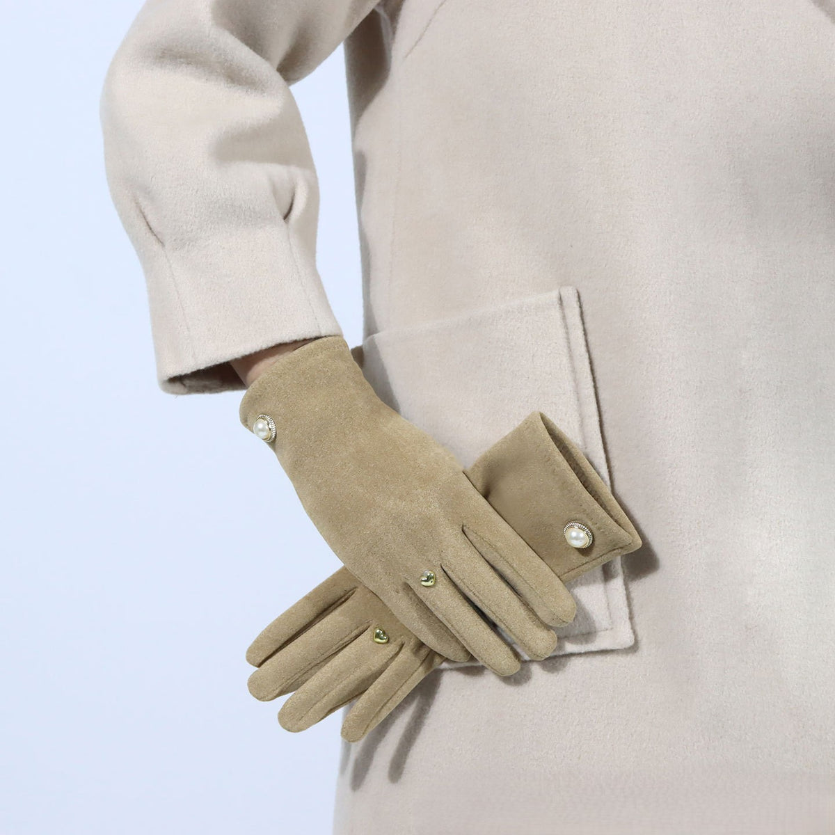 Pearl Button Fleece Lined Winter Gloves - Camel