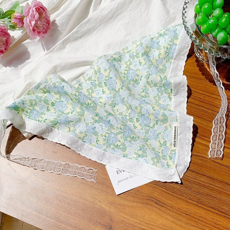 Floral Lace Trim Triangle Bandana Scarf - Green
