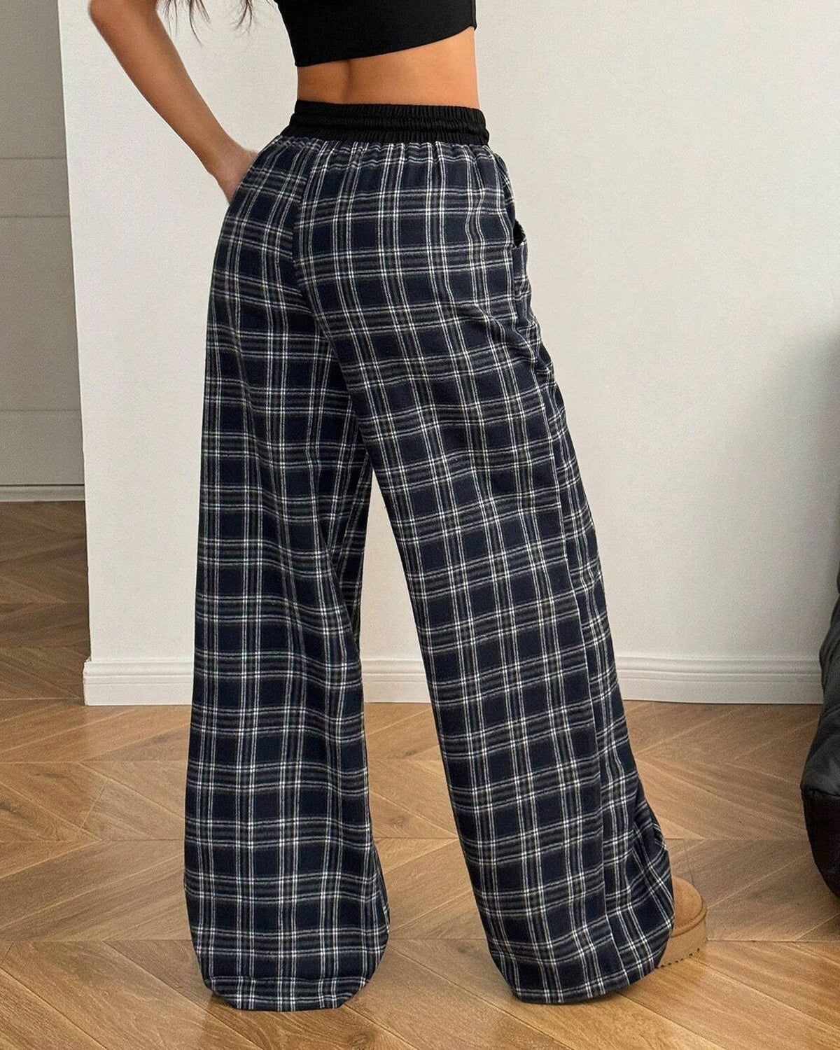 Checked Wide Leg Pants With Elastic Waist - Black - 1