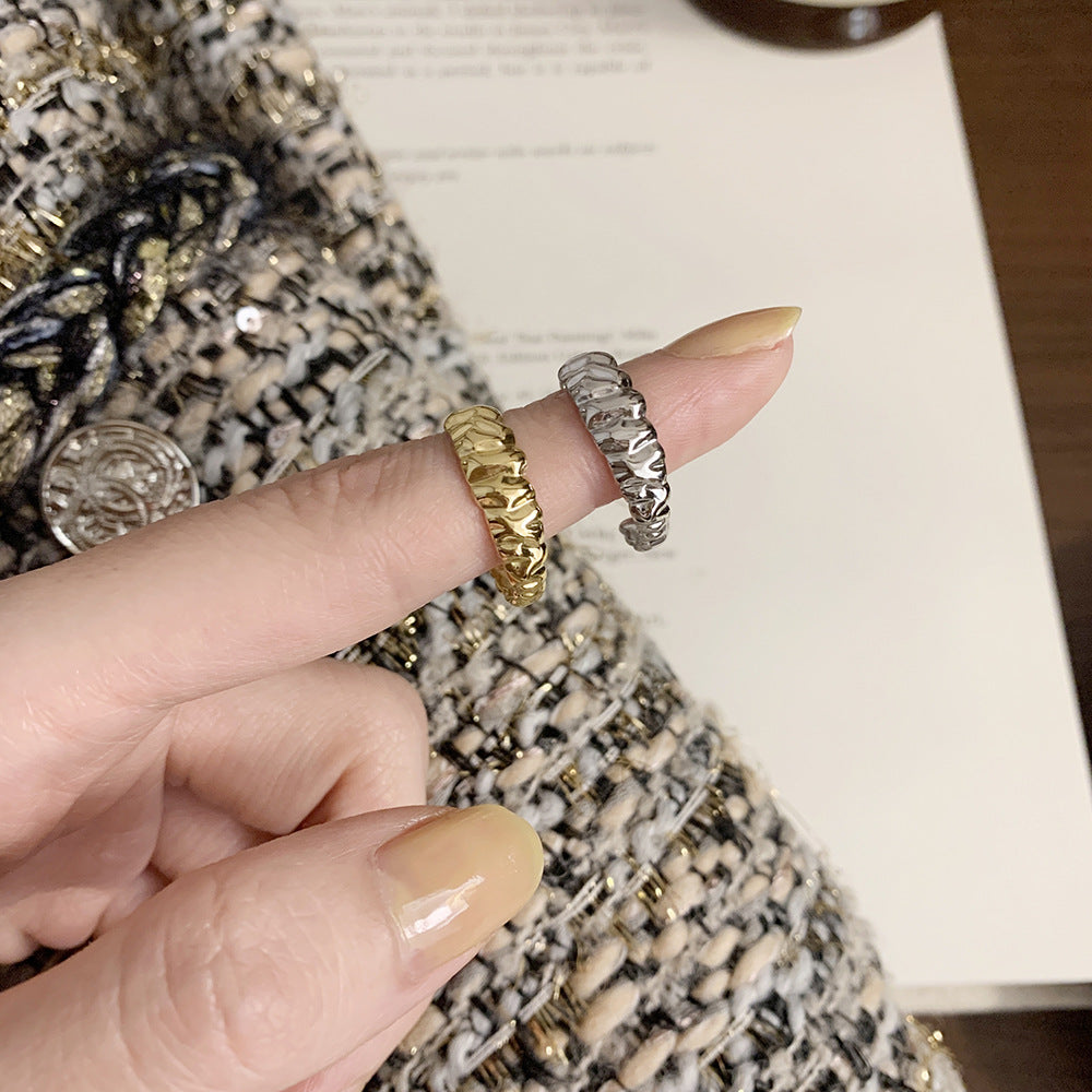 Ridged Croissant Twist Open Band Ring - Silvery - 1