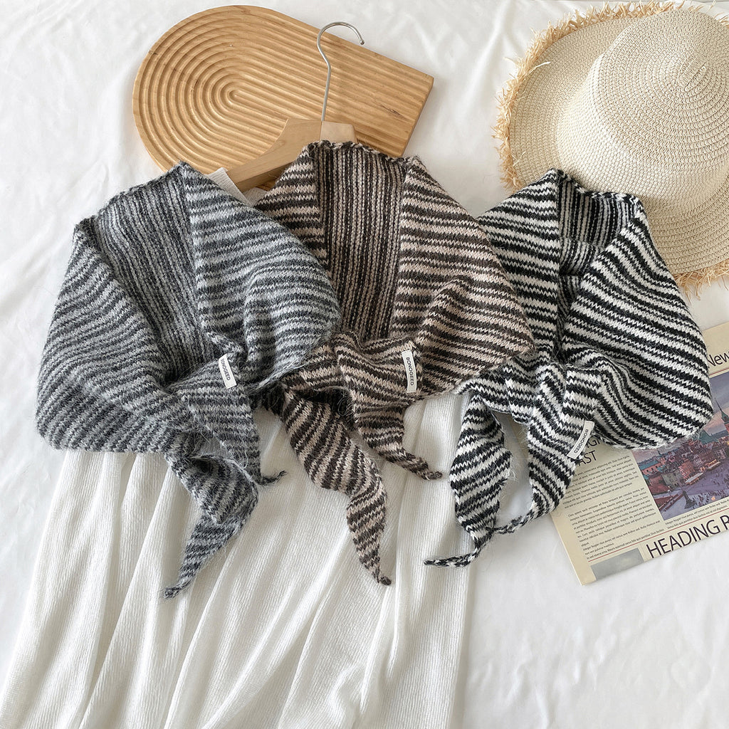 Fine Stripe Knit Triangle Bandana Scarf - Green - 2