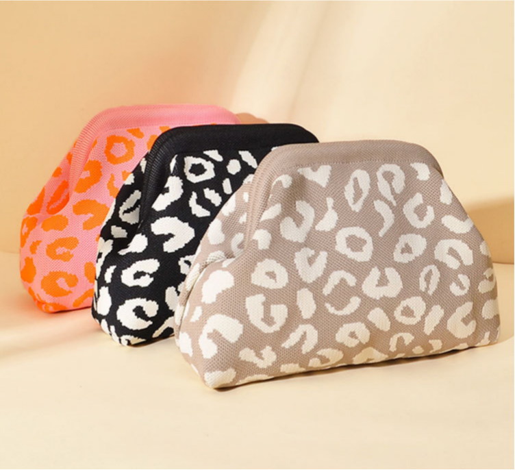 Leopard Knit Cloud Clutch Purse - Brown