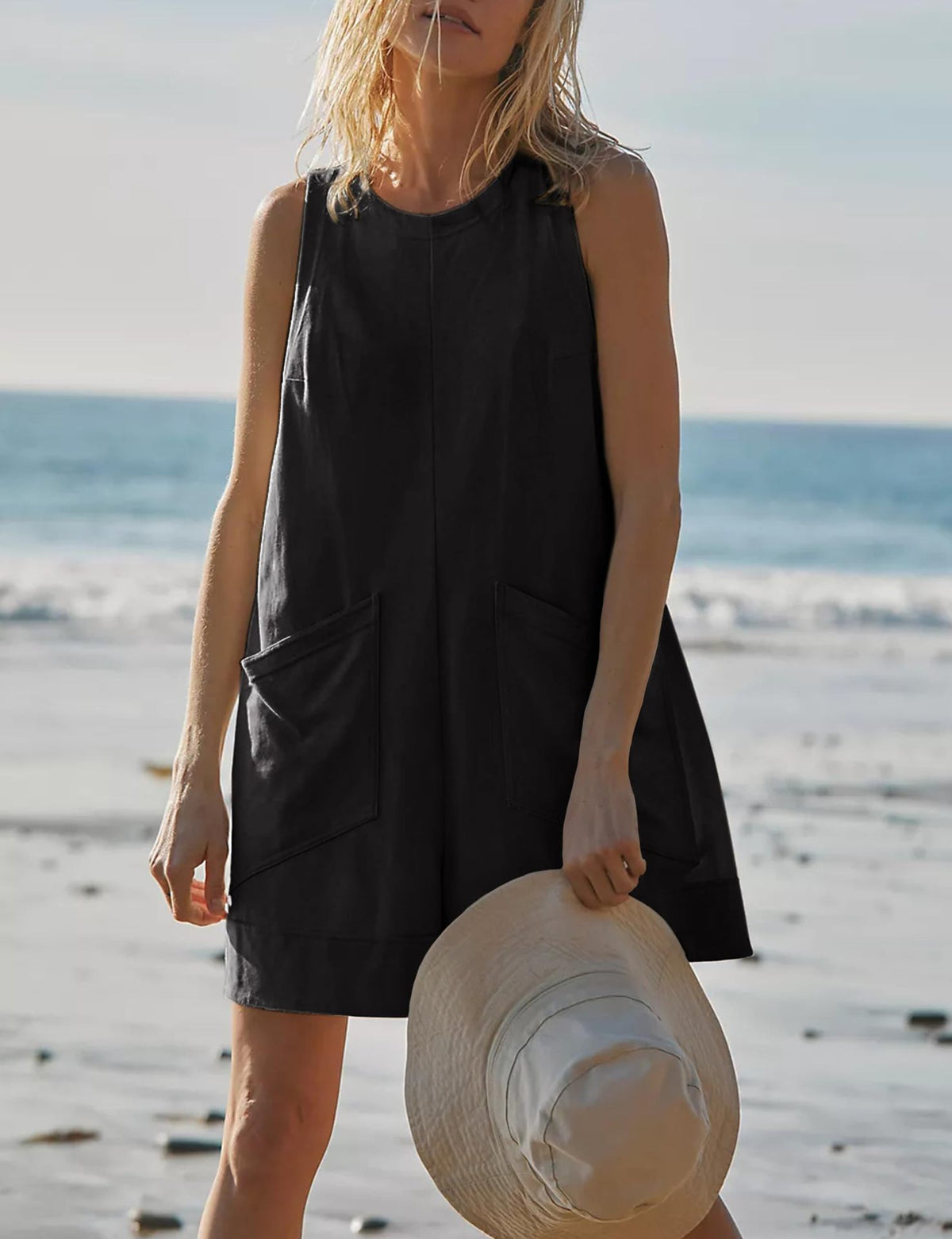 Crewneck Sleeveless Romper With Patch Pockets - Black