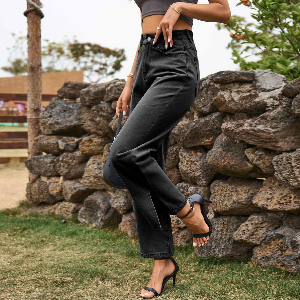 Side Slit Cropped Straight Leg Jeans - Black - 2