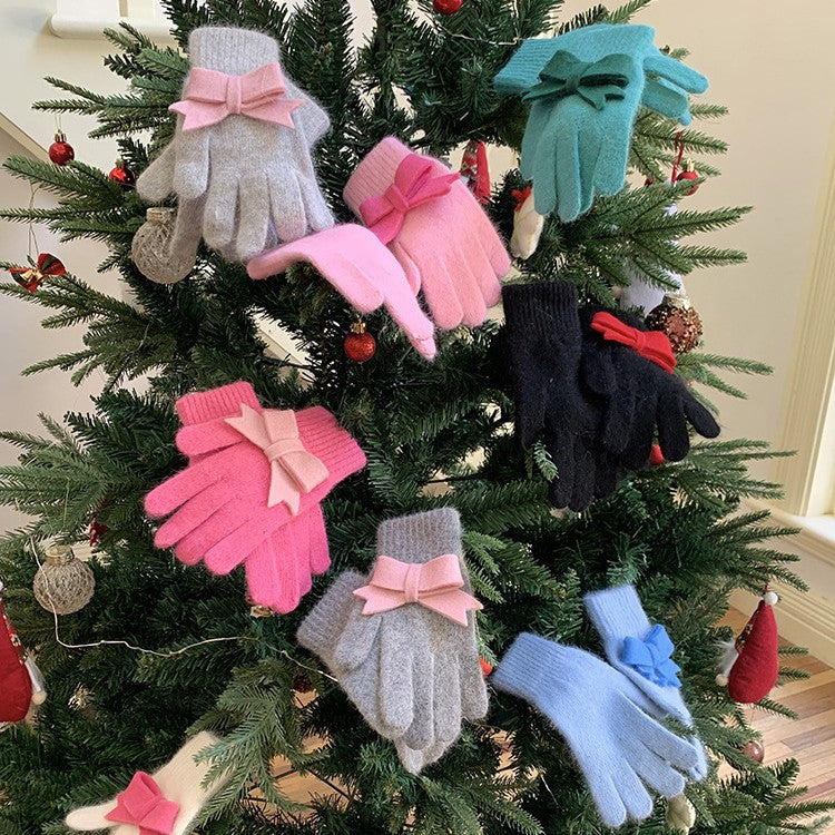 Fuzzy Knit Gloves With Contrast Bow - Grey