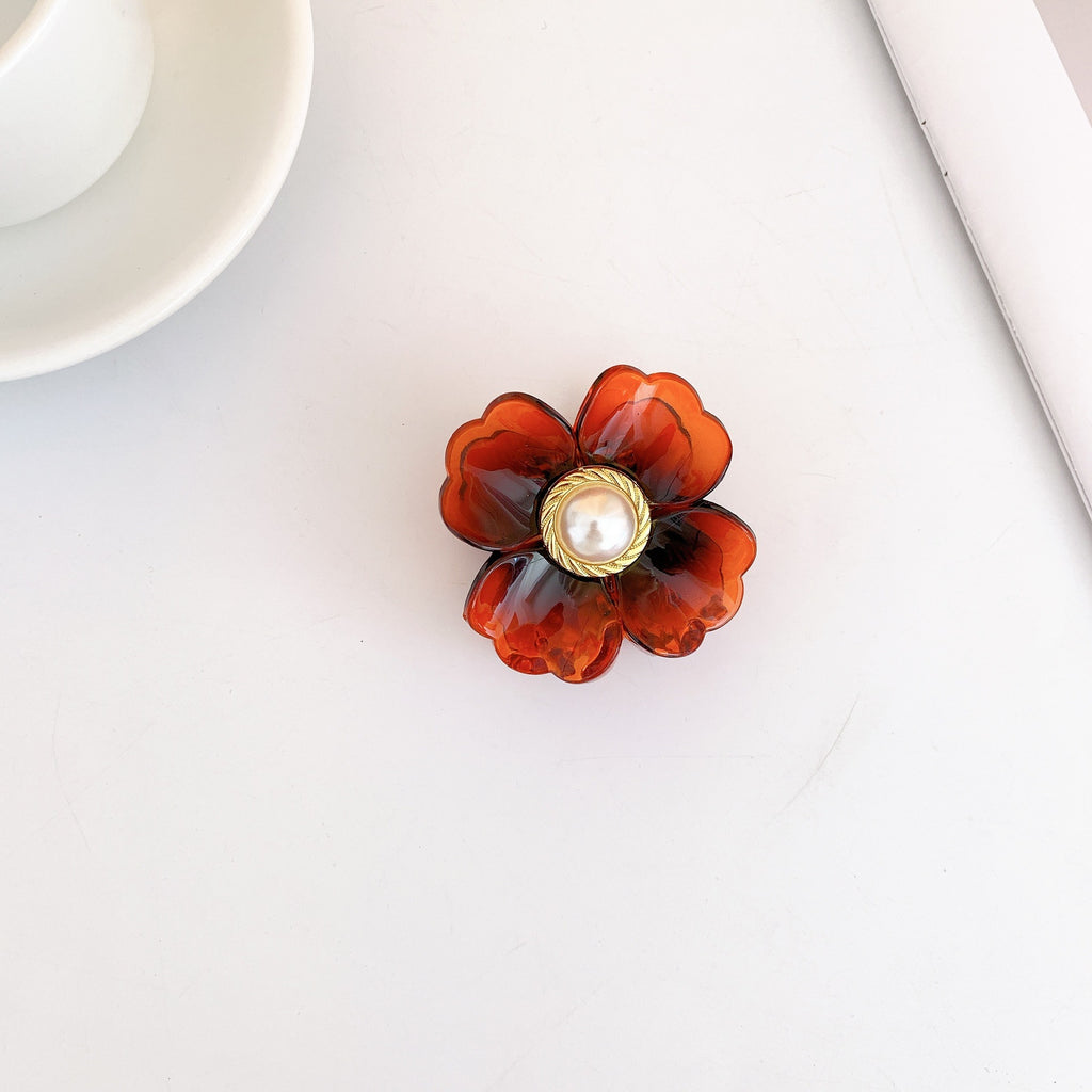 Pearl Centre Flower Hair Claw Clip - Amber