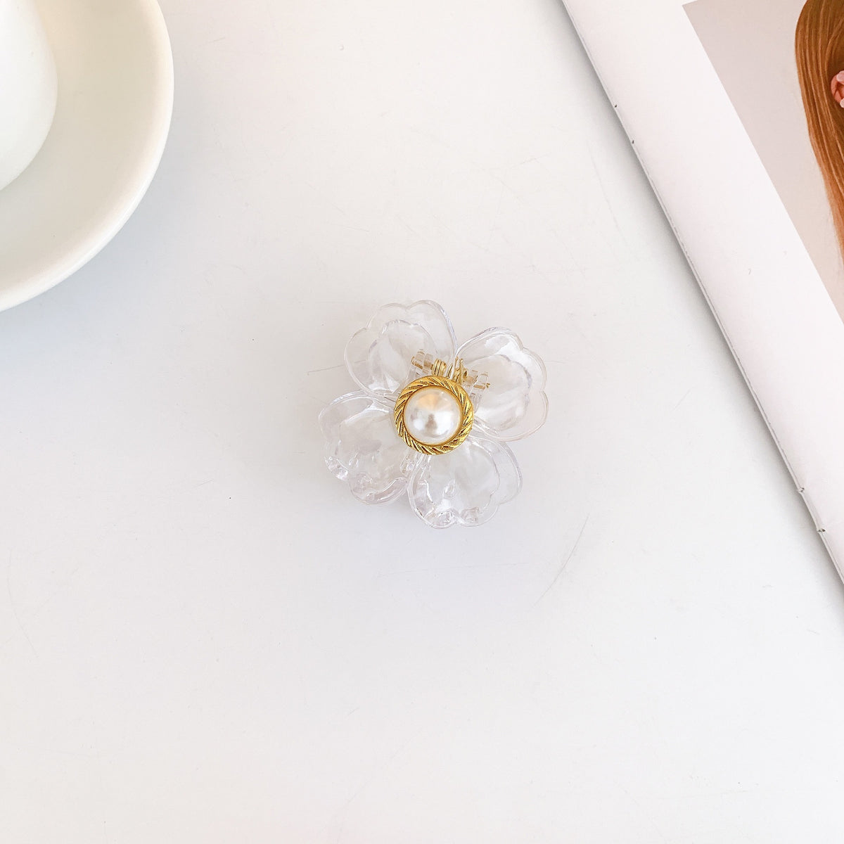 Pearl Centre Flower Hair Claw Clip - Transparent