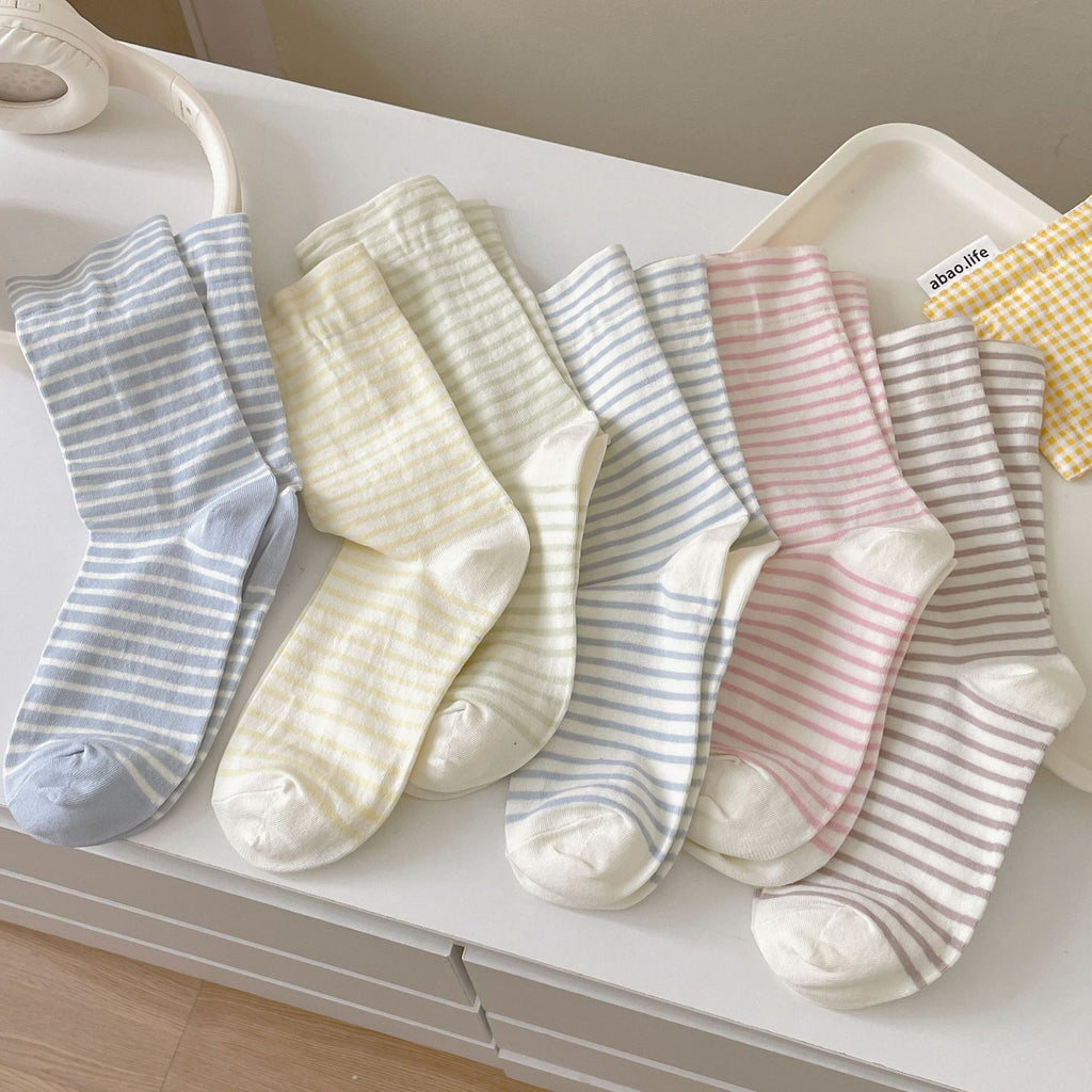 Thin Striped Breathable Cotton Crew Socks - view 1