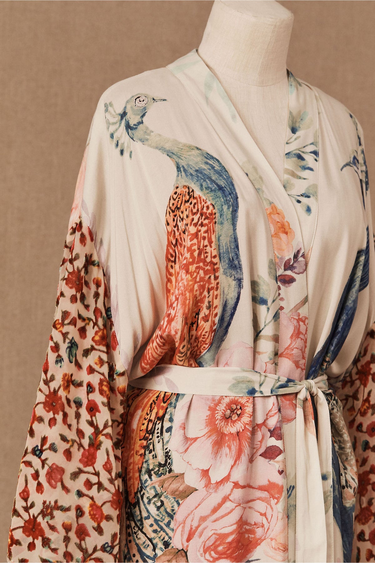 Painted Peacock And Floral Belted Kimono - White - 2