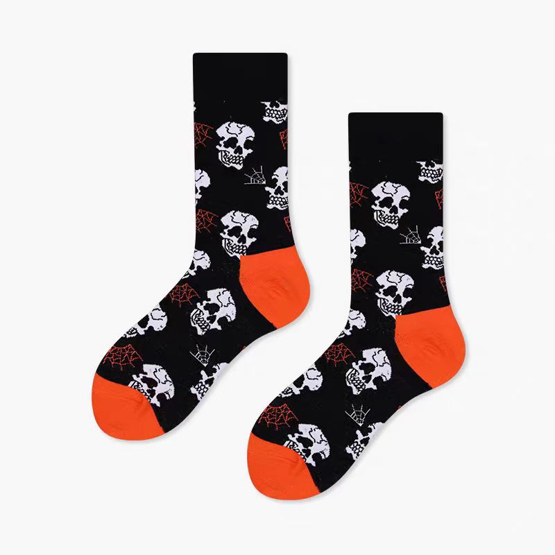 Spooky Halloween Print Crew Socks - Skull