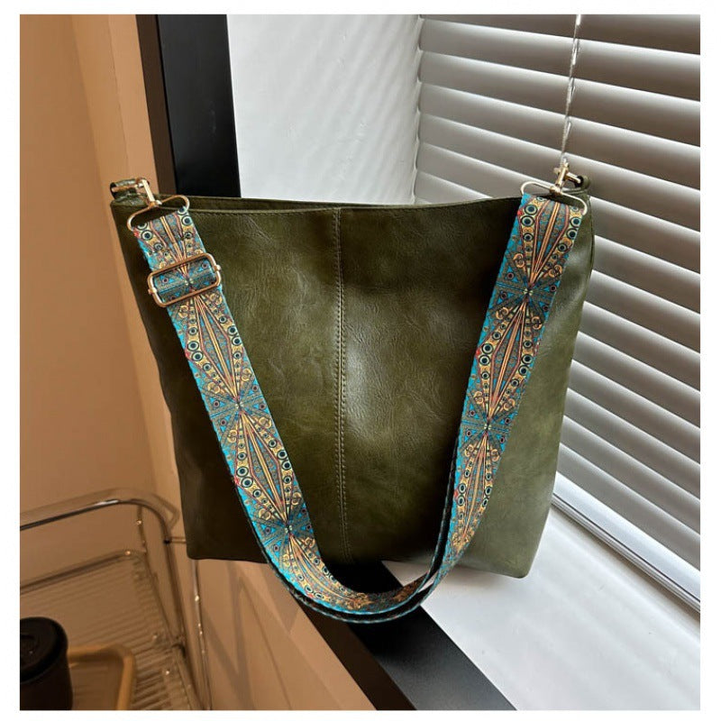 Woven Strap Slouchy Hobo Crossbody Bag - Green