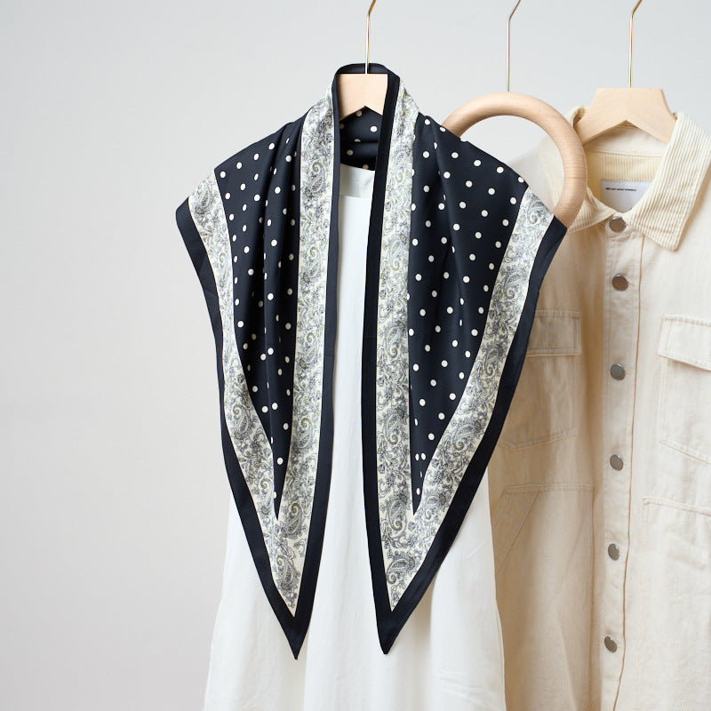 Printed Bandana Style Triangle Neck Scarf - A16