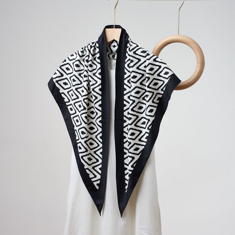 Printed Bandana Style Triangle Neck Scarf - A39