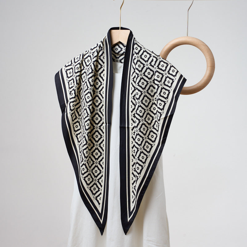 Printed Bandana Style Triangle Neck Scarf - A48