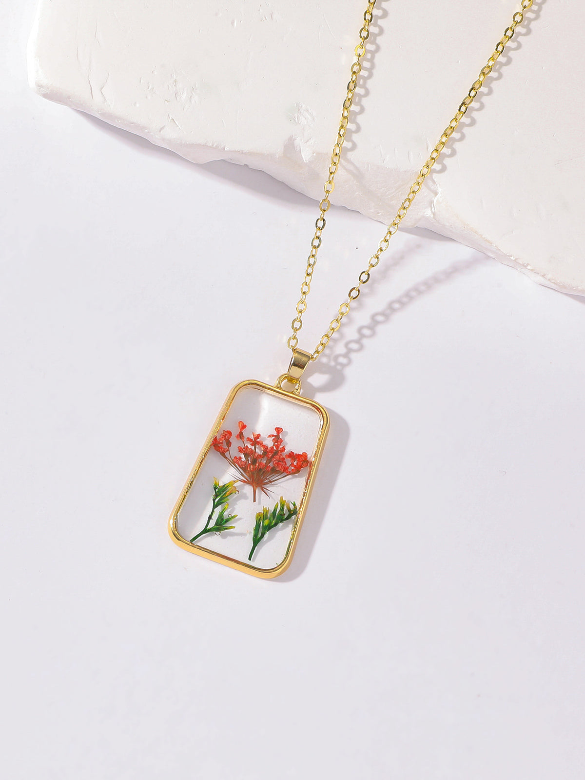 Pressed Flower Rectangle Resin Pendant Necklace - Color_01