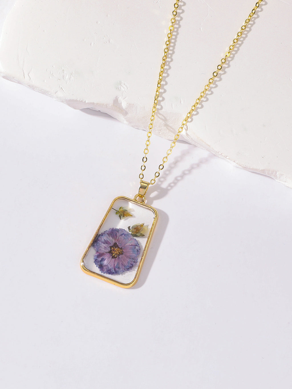 Pressed Flower Rectangle Resin Pendant Necklace - Color_09