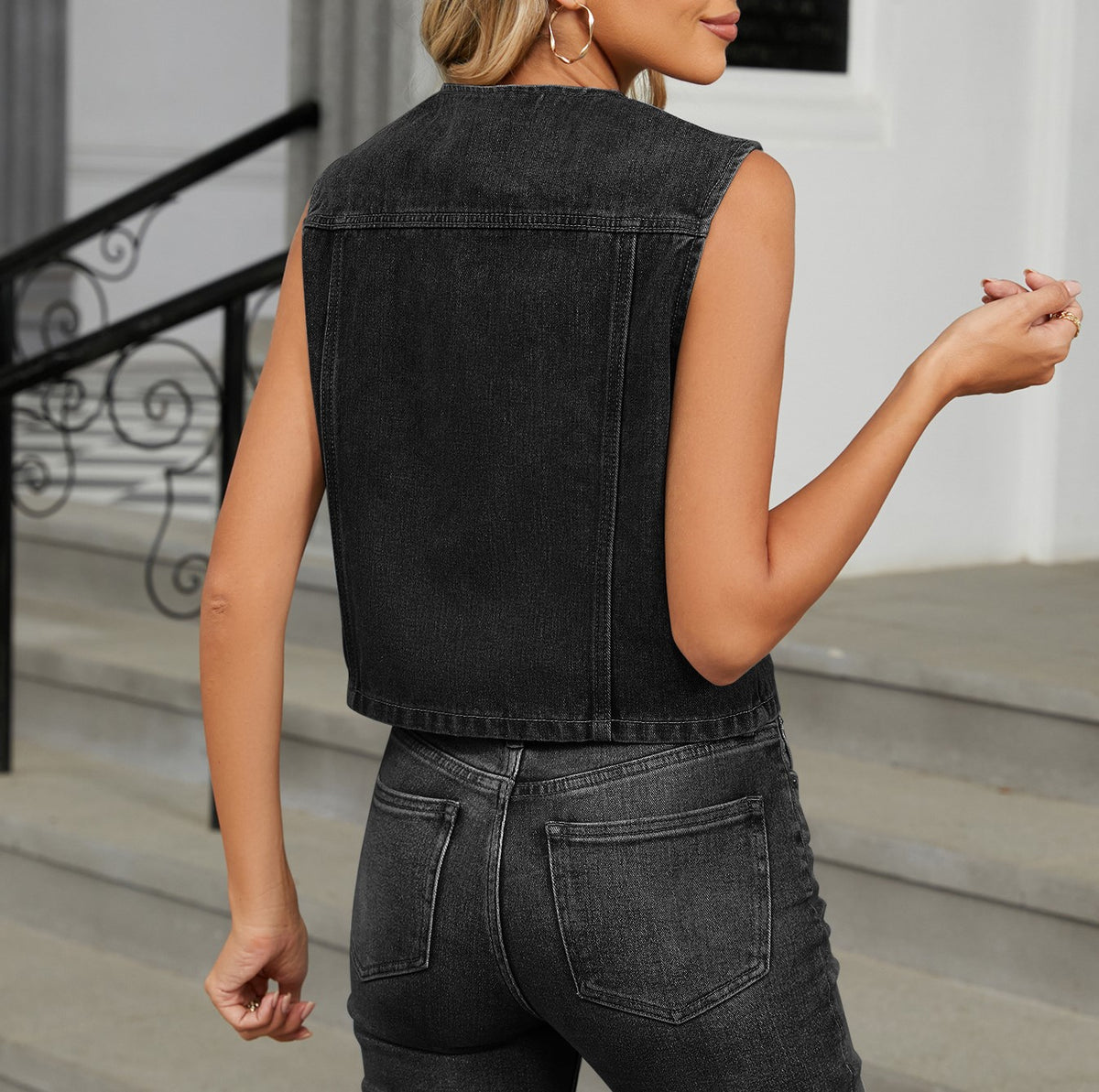 Cropped Sleeveless Button Front Denim Vest - Black - 3