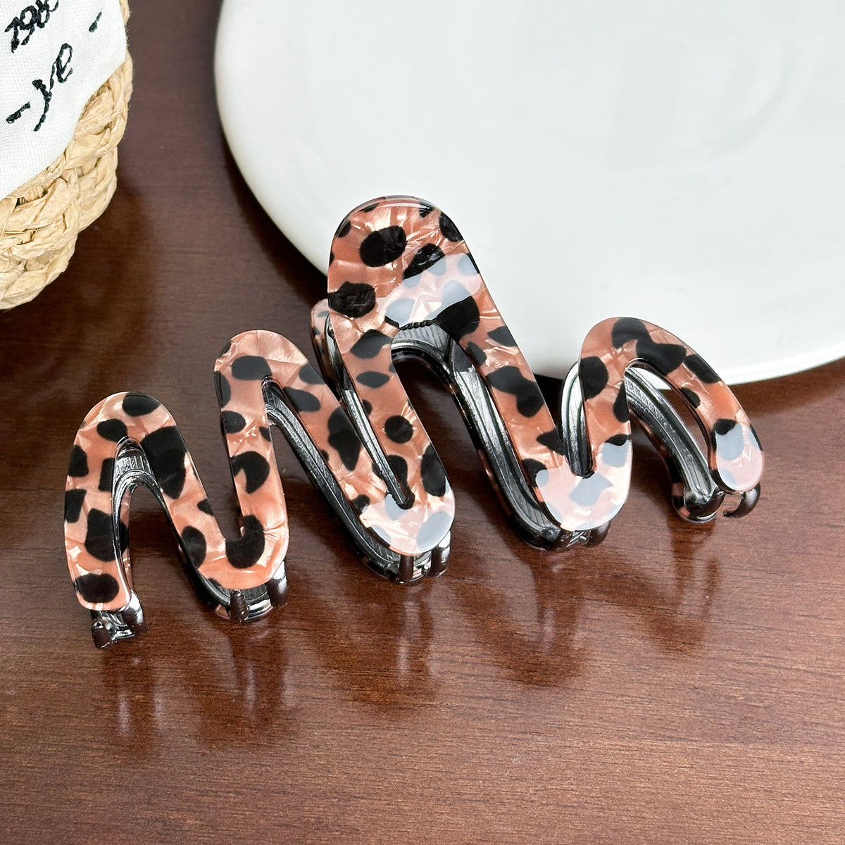 Leopard Print Hair Claw Clip - Serpentine