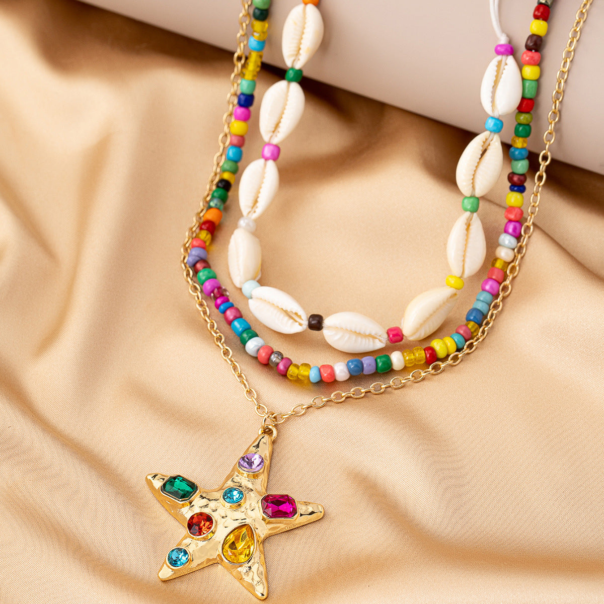 Layered Shell Bead Starfish Pendant Necklace - Color - 1