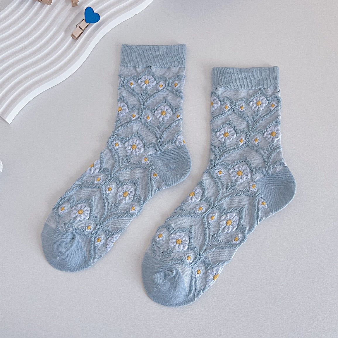 Textured Floral Jacquard Crew Socks - Color_2